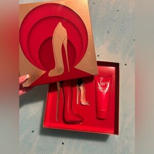 Set carolina herrera- very good girl